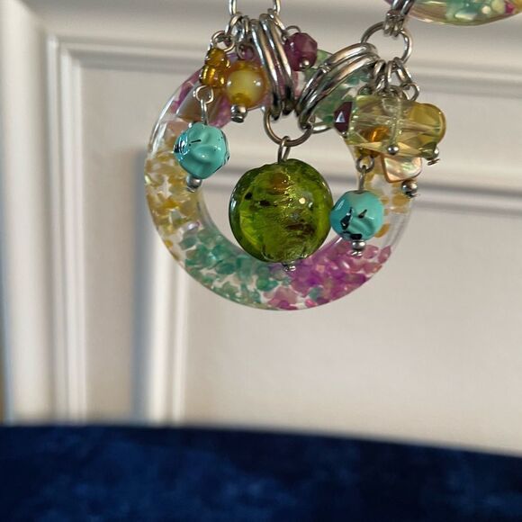 Sturdy colorful spring necklace - Picture 14 of 16